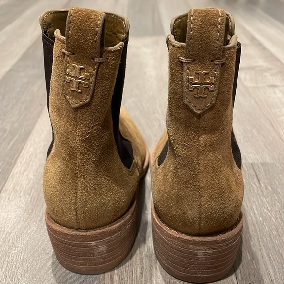 Tory Burch Women's Western Pointed Toe Ankle Chelsea Boots - Picture 3 of 10